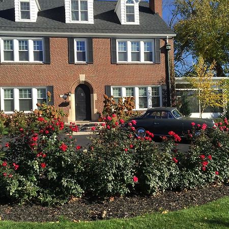 Knob Hill Bed And Breakfast Flint Εξωτερικό φωτογραφία