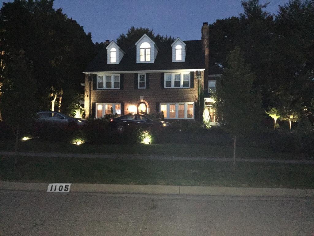 Knob Hill Bed And Breakfast Flint Εξωτερικό φωτογραφία